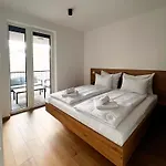 Апартаменты Alpine Haven