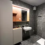 Апартаменты Alpine Haven *