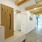 Alpine Haven Апартаменты *