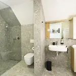 Alpine Haven Апартаменты