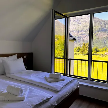 Alpine Haven Apartment