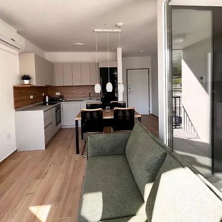 Alpine Haven Apartment *