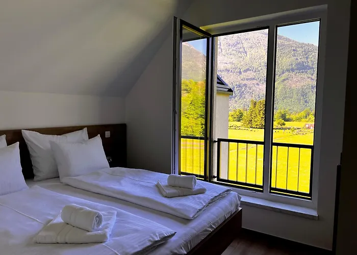 Alpine Haven Apartment