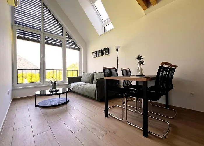 Alpine Haven Apartman *