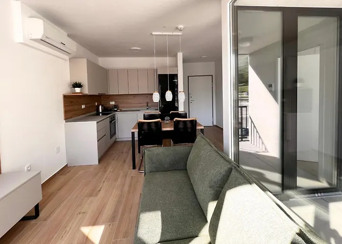 Alpine Haven Apartman *