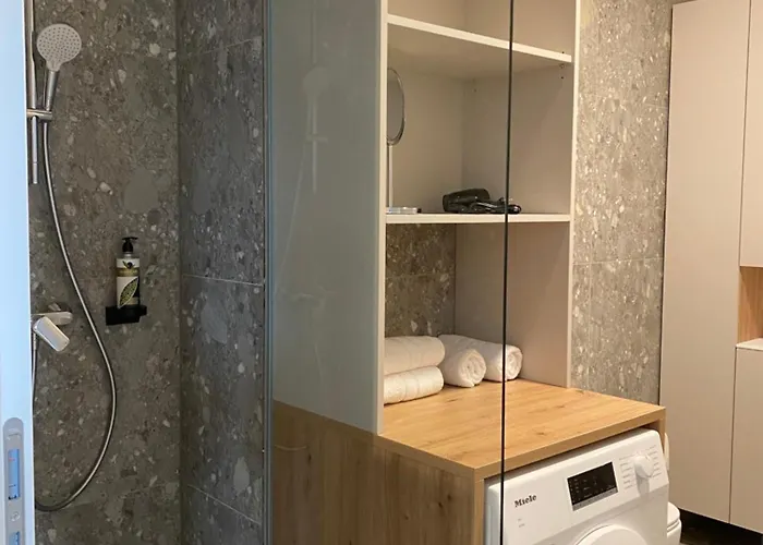 Apartma Alpine Haven