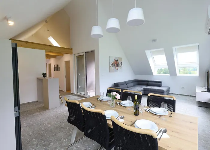 Alpine Haven Apartma Bovec